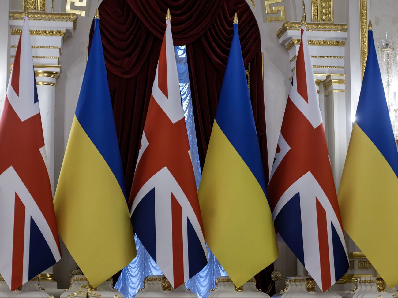 30-е заседание "Рамштайн" проведут в "смешанном формате"