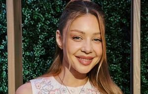 Тина Кароль не комментировала свое появление на молитвенном завтраке