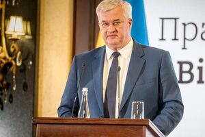 Как отметил дипломат, Москва не может бесконечно медлить с принятием конструктивных решений