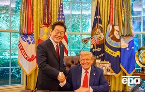 Ли Чжэ Мен (на фото слева) отметил, что его встреча с Трампом превзошла ожидания