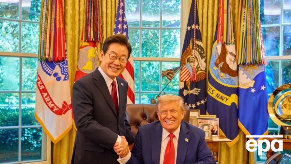Ли Чжэ Мен (на фото слева) отметил, что его встреча с Трампом превзошла ожидания