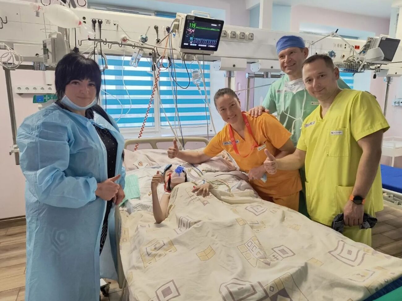 Пациентка провела под наркозом 18 часов, а две последующие недели пробыла в реанимации под кислородом