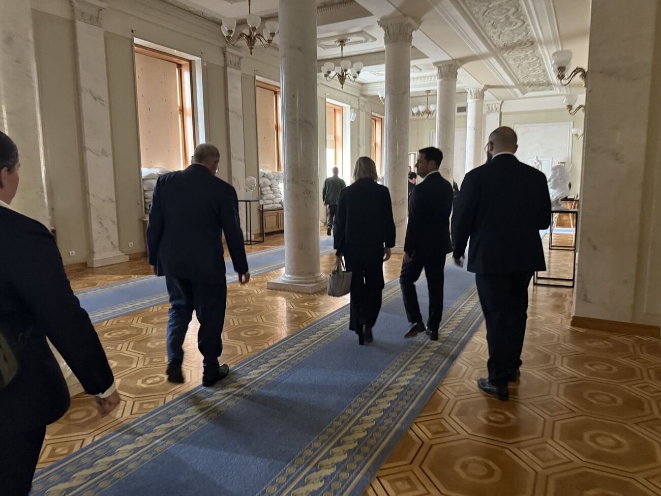 Келлог 24 августа посетил Киев