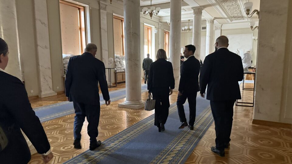 Келлог 24 августа посетил Киев