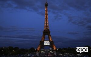 Випадки сексуального насильства – звичайна справа біля підніжжя Ейфелевої вежі