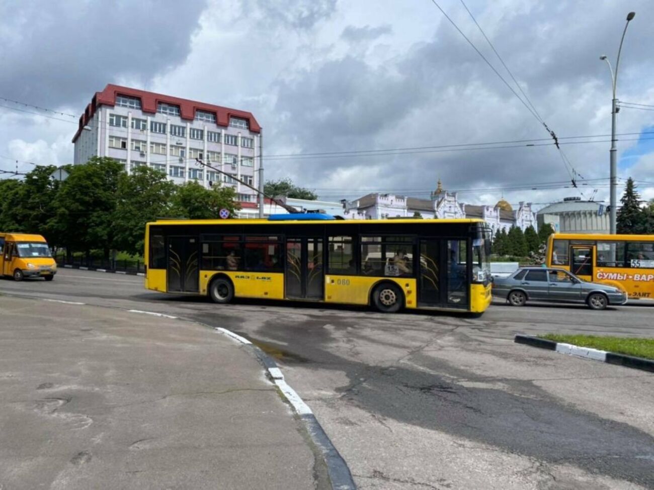 Из-за обесточивания в Сумах не ходит электротранспорт