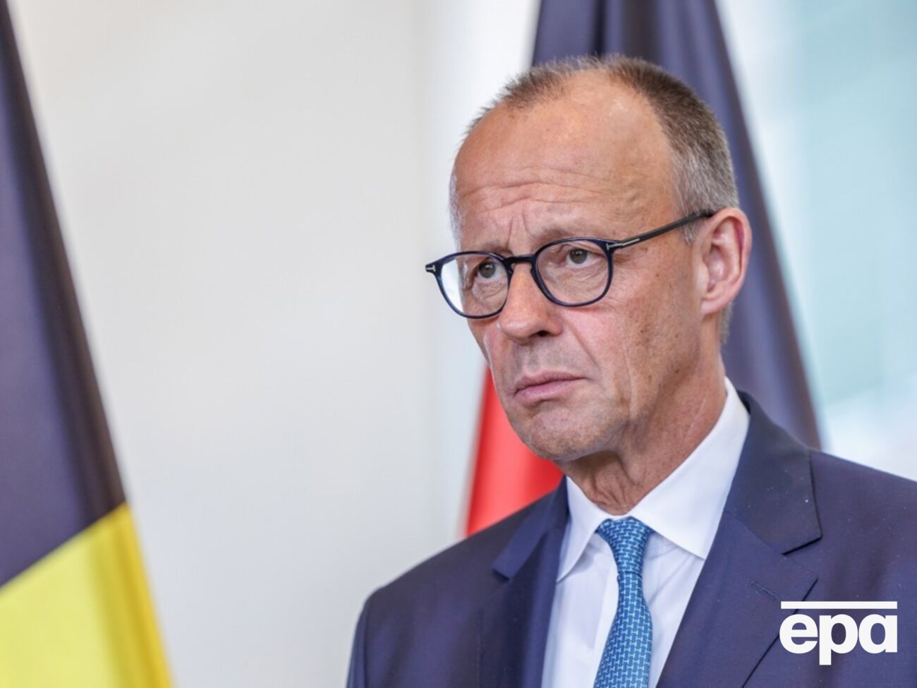 Мерц натякав, що не відкидає участі німецьких військ у європейській миротворчій місії в Україні, ідеться у статті