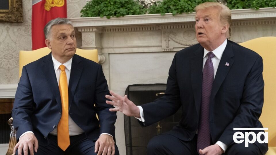 18 августа после встречи в Белом доме президент США связался с венгерским премьером, чтобы обсудить, почему Будапешт блокирует переговоры о вступлении Украины в ЕС