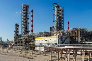 По нефтепроводу в Москву доставляется бензин с Рязанского нефтеперерабатывающего завода