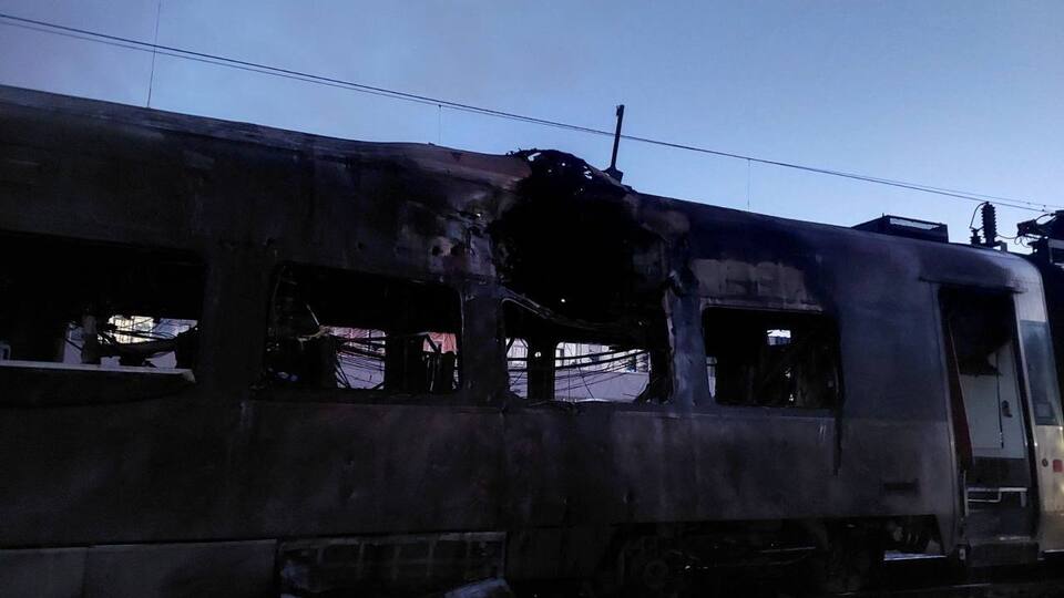 В результате атаки РФ существенно поврежден поезд