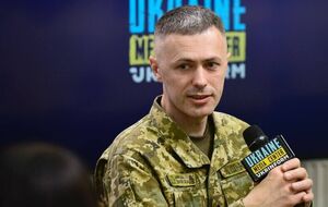 Демченко додав, що не всіх чоловіків віком до 22 років можуть випускати з України