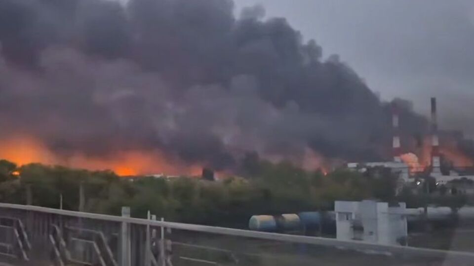 Пожар на НПЗ в Самарской области