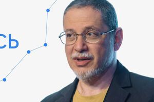 Саме це не дає українському суспільству розпастися на "тих, хто там", і тих, хто подалі від війни