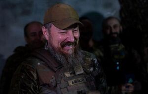 Бровді є засновником підрозділу "Птахи Мадяра", який спеціалізується, зокрема, на застосуванні БПЛА