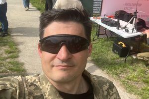 "Мешки" и "рефрижераторы" – это для россиян, для наших павших – единый государственный протокол почета