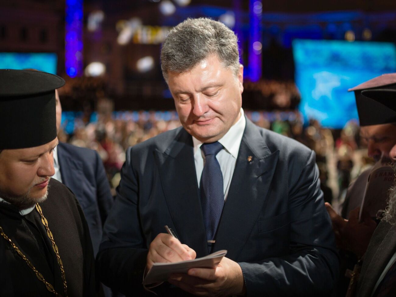 Порошенко служив у московській церкві для особистої кар'єри, заявив Олещук