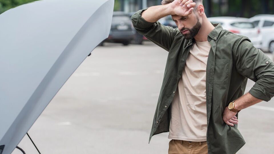 Слишком резкие повороты руля негативно влияют на гидроусилитель