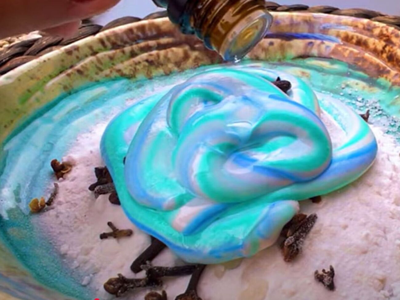 Для приготування суміші знадобиться кілька інгредієнтів