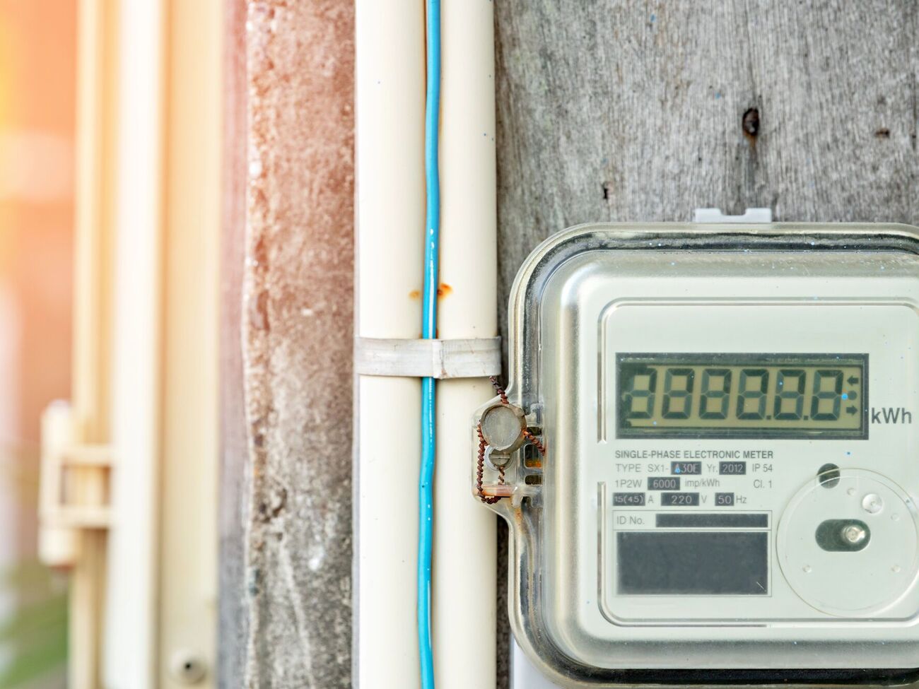 Государство должно расплатиться по всем своим долгам, а затем требовать у всех погашения задолженности, сказал Плачков