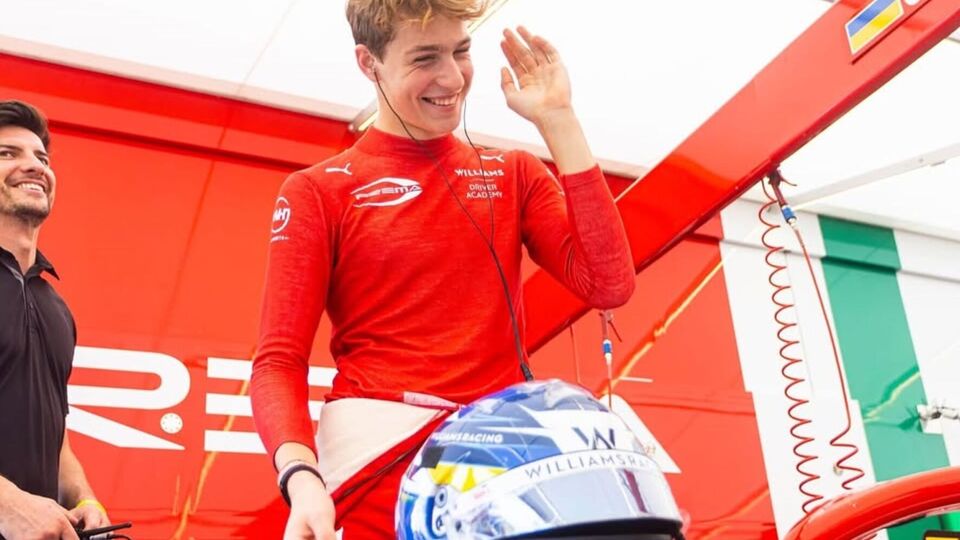 16-річний Бондарев більшість часу їхав другим, однак перед фінішем обійшов суперника