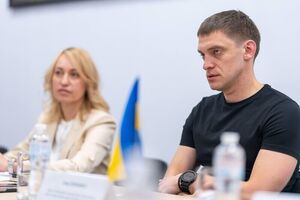Федоров (на фото справа): Враг атаковал Запорожскую общину в течение дня