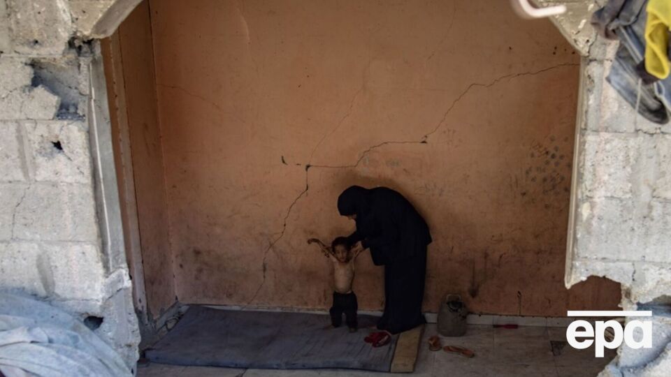 У королівство вже доправили трьох дітей із Гази, однак приватно