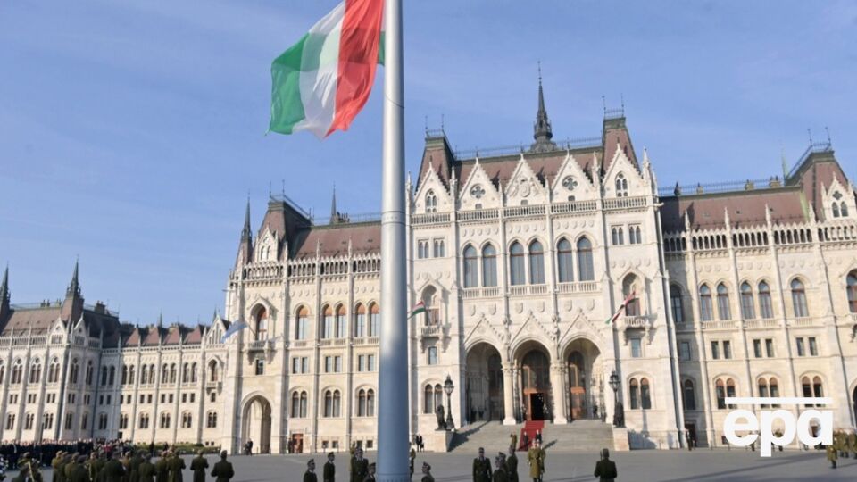 У МЗС Угорщини наголосили, що "якщо буде мир, не буде більше бомбардувань і безглуздих жертв війни"