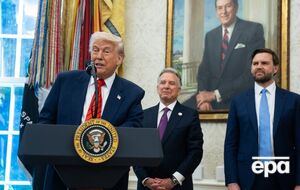 За словами чотирьох осіб, співробітники Віткоффа (на фото посередині) часто не знають, де він і чим займається