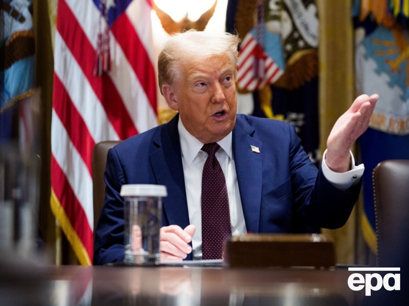 За словами Трампа, якщо це рішення суду залишать чинним, воно "буквально знищить" США