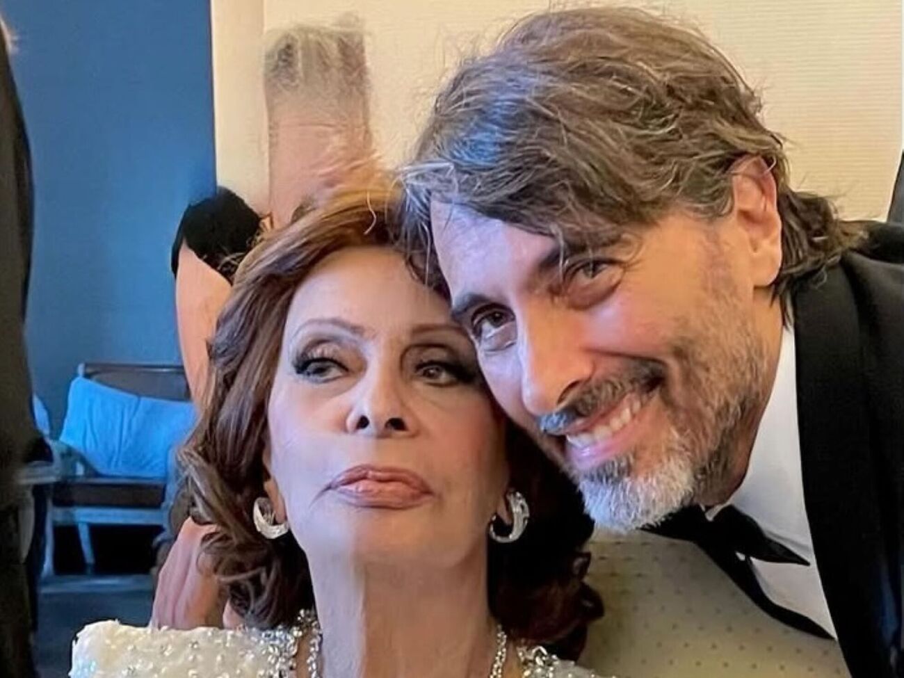 Понти во время свадьбы был одет в грузинский национальный костюм