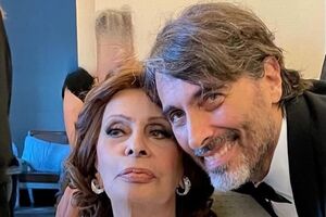 Понти во время свадьбы был одет в грузинский национальный костюм