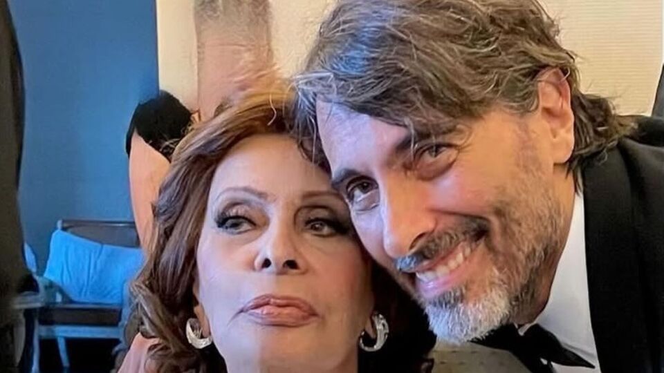 Понти во время свадьбы был одет в грузинский национальный костюм