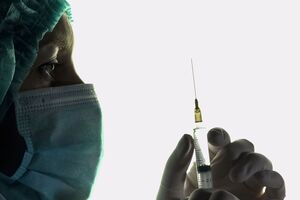 За відсутності реальної конкуренції держава може переплатити за ліки, наголосили журналісти
