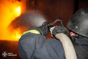 В Одеській області внаслідок російської атаки виникли пожежі