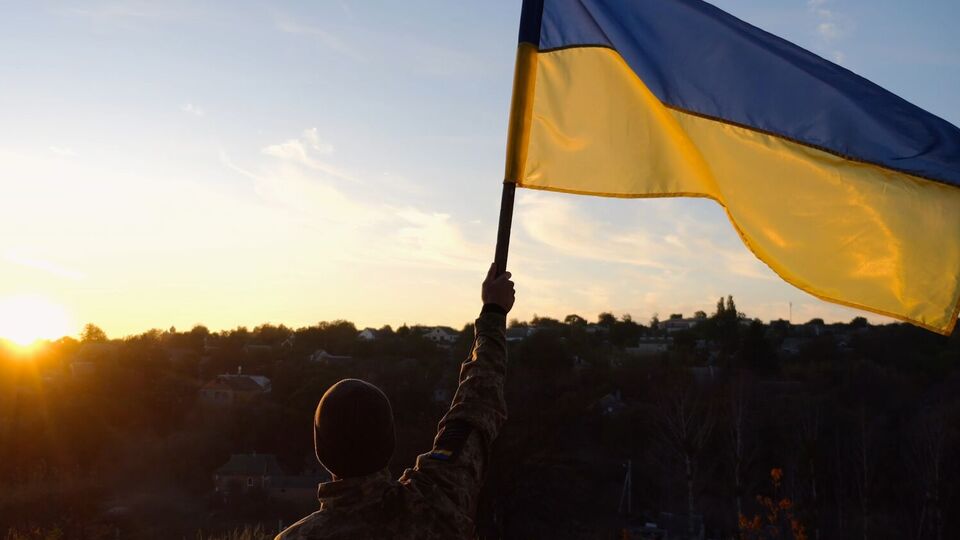 Генштаб ЗСУ опублікував відео з Дачного, на якому видно українських бійців і прапор України