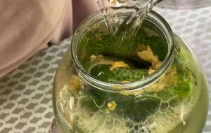 Для консервирования огурцов понадобится горчица