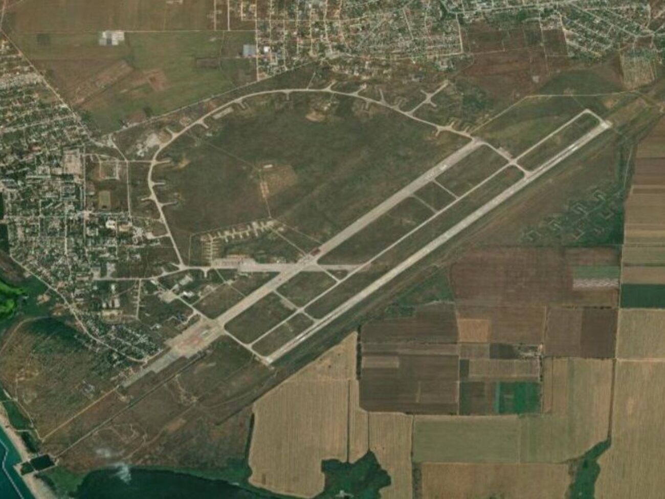 Аэродром Саки является главной авиабазой России для операций в Черном море, информирует СБУ