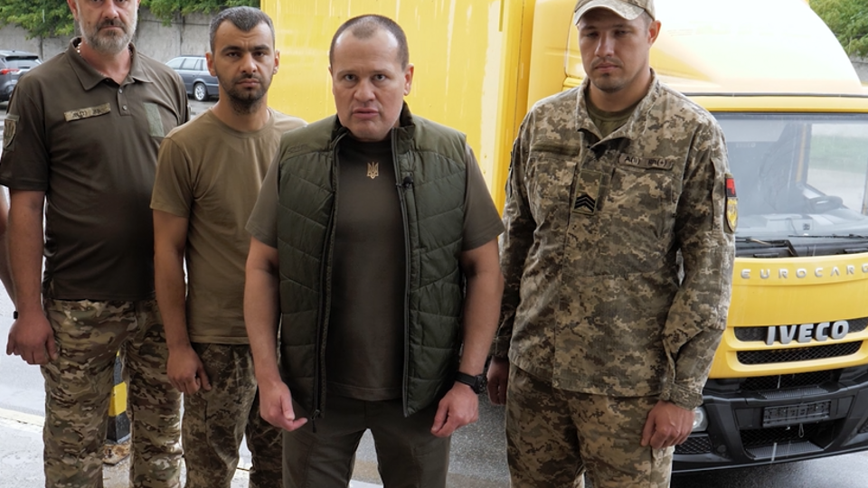 Бойцы 28-й бригады почти три с половиной года находятся на передовой, отметил Палатный