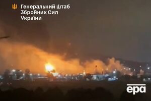 На территории объекта возник сильный пожар, добавили военные