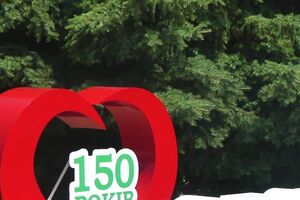 Зеленский сообщил о раненых в результате обстрела Лозовой