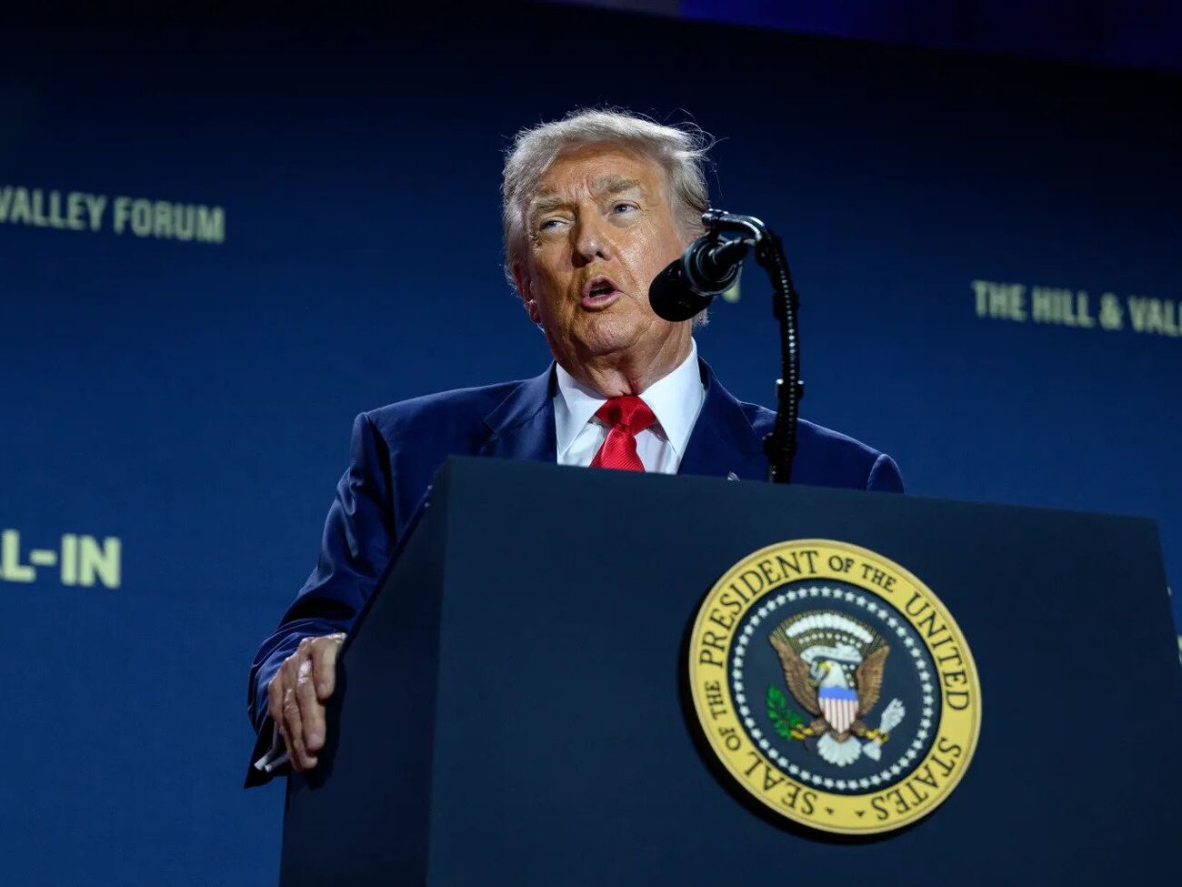 Трамп анонсировал повышение тарифов для Индии из-за торговли с РФ