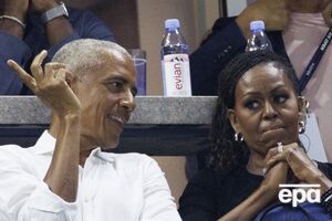 Барак Обама женился на Мишель Обаме в 1992 году