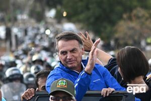 Болсонару заборонили користуватися соцмережами