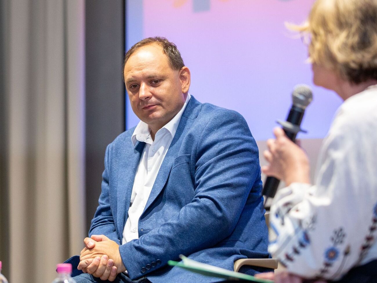 Мэр выгнал активиста со встречи