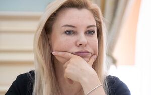 Через відсутність позитивних змін у розвитку демократії втрачаємо тут і сьогодні, написала Продан