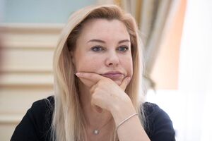 Из-за отсутствия положительных изменений в развитии демократии теряем здесь и сегодня, написала Продан