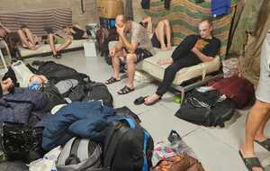 Сейчас в подвальном помещении грузинского пограничного пункта пропуска "Дариали" находятся 96 граждан Украины