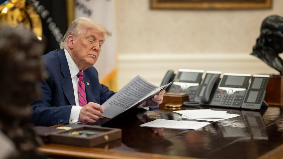 Трамп вважає, що введення додаткового мита на імпорт товарів з Індії допоможе у встановленні миру в Україні