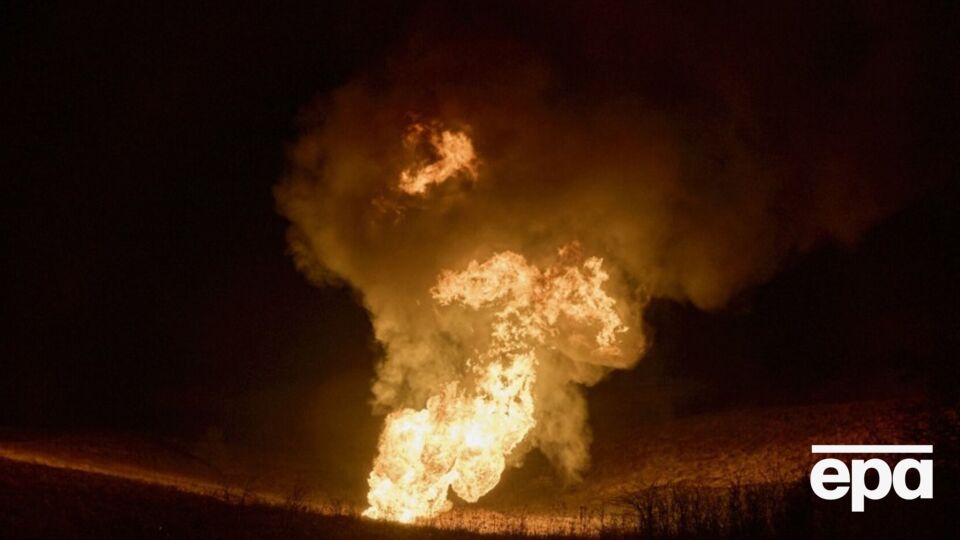 Президент уточнил, что россияне ударили по газовой станции в селе Новосельское