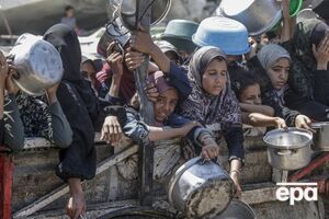 У Газі люди перебувають в умовах постійної небезпеки, голоду і критичного браку медичної допомоги, ідеться у статті